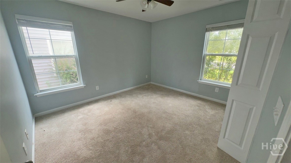 36 Central Park Way Property Photo 19