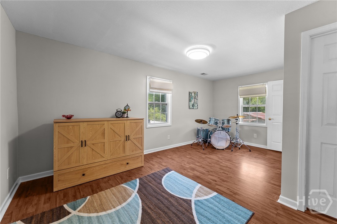 222 Middleton Road Property Photo 45