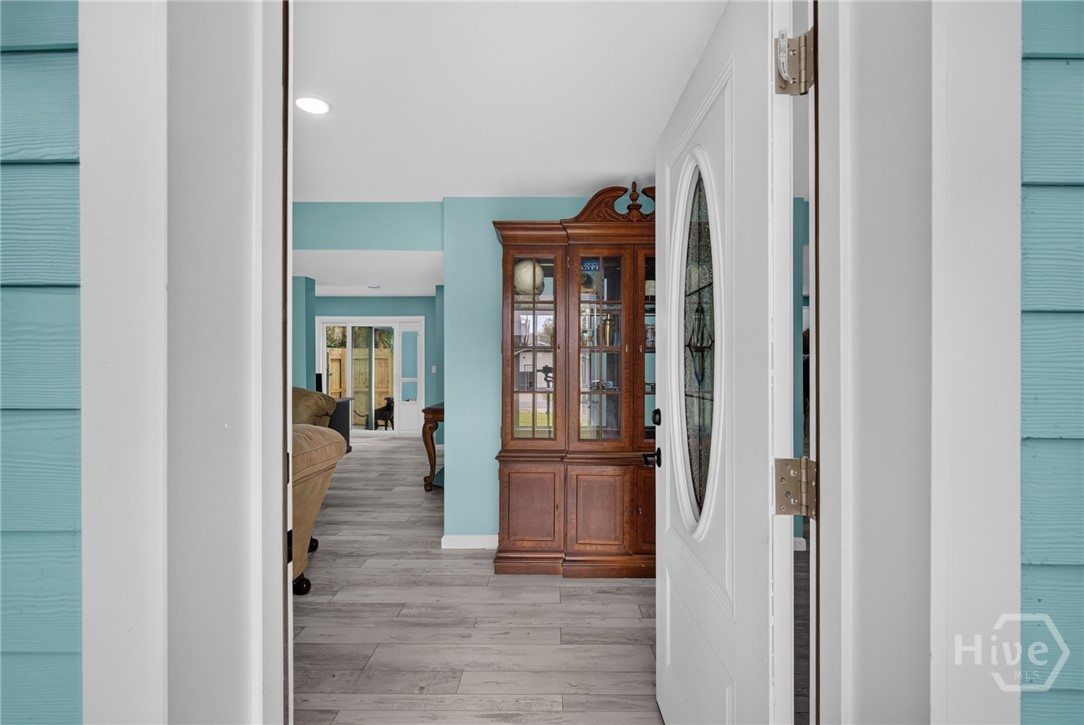 303 3rd Street Property Photo 5