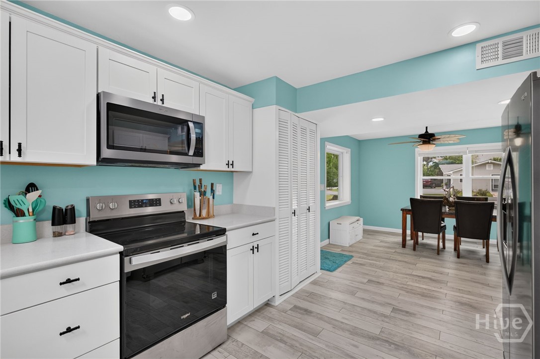 303 3rd Street Property Photo 19