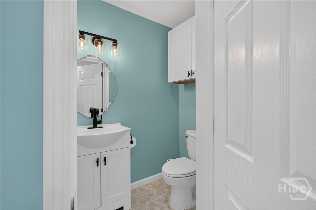 303 3rd Street Property Photo 20