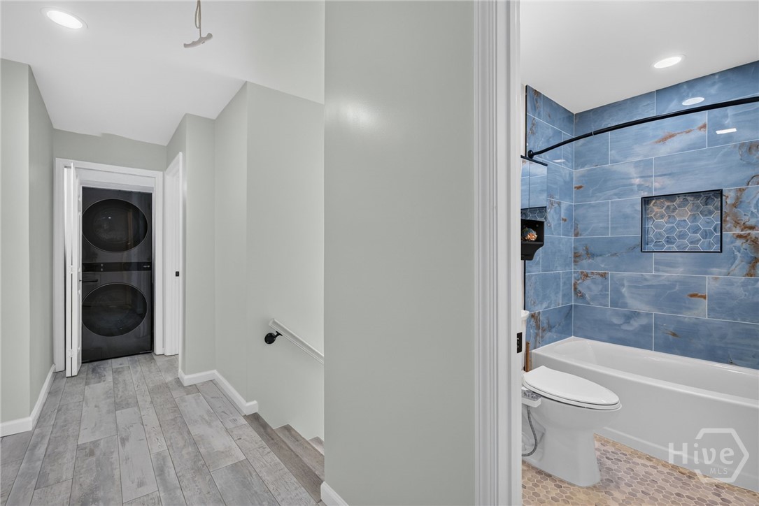 303 3rd Street Property Photo 27