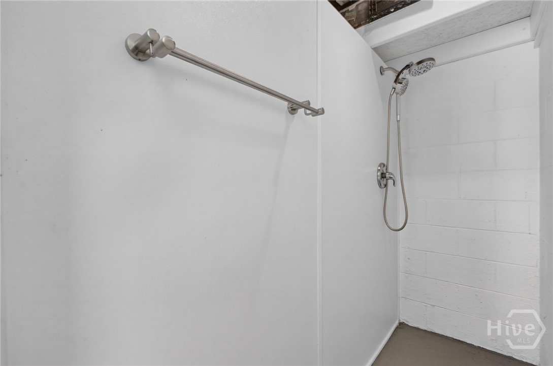 303 3rd Street Property Photo 33