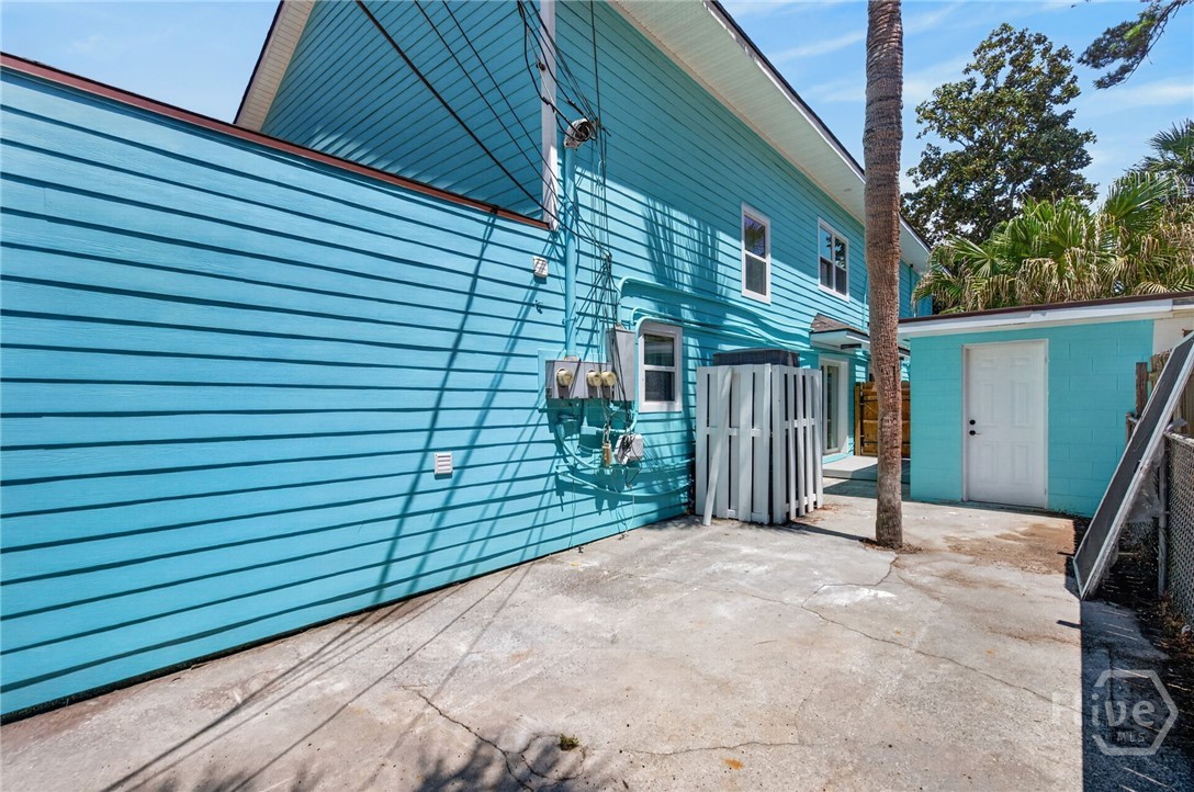 303 3rd Street Property Photo 34
