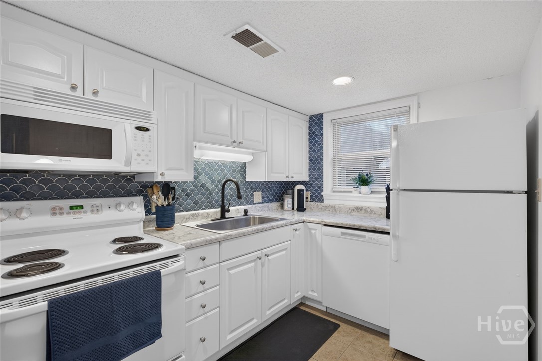 303 3rd Street Property Photo 46