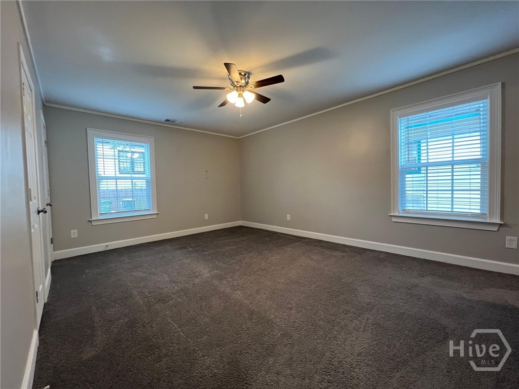 826 E 33rd Street Property Photo 12