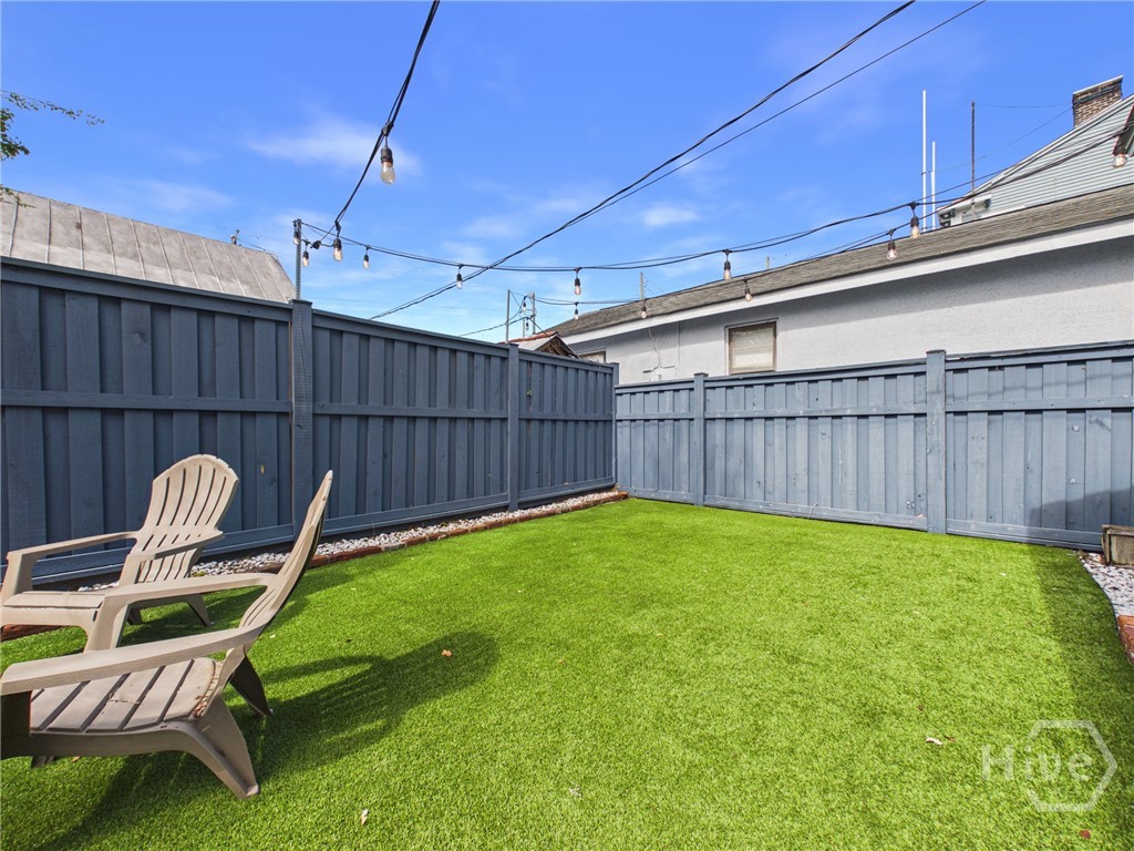 509 E Charlton Street Property Photo 17