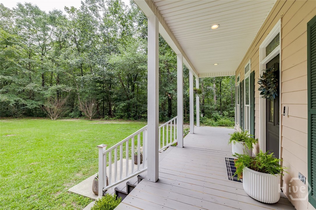 131 High Bluff Road Property Photo 2