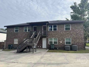 2511 Oak Forest Drive Property Photo 1