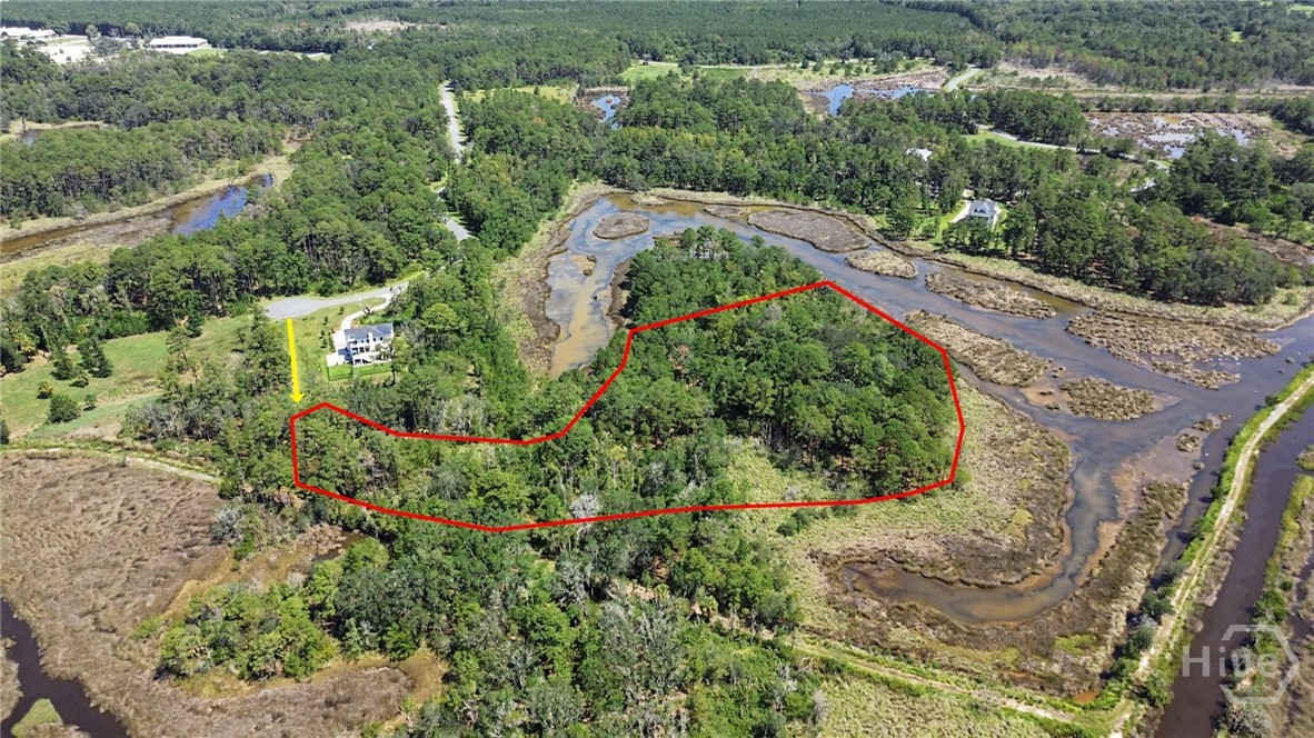 1071 Bridle Path Boulevard Property Photo 4