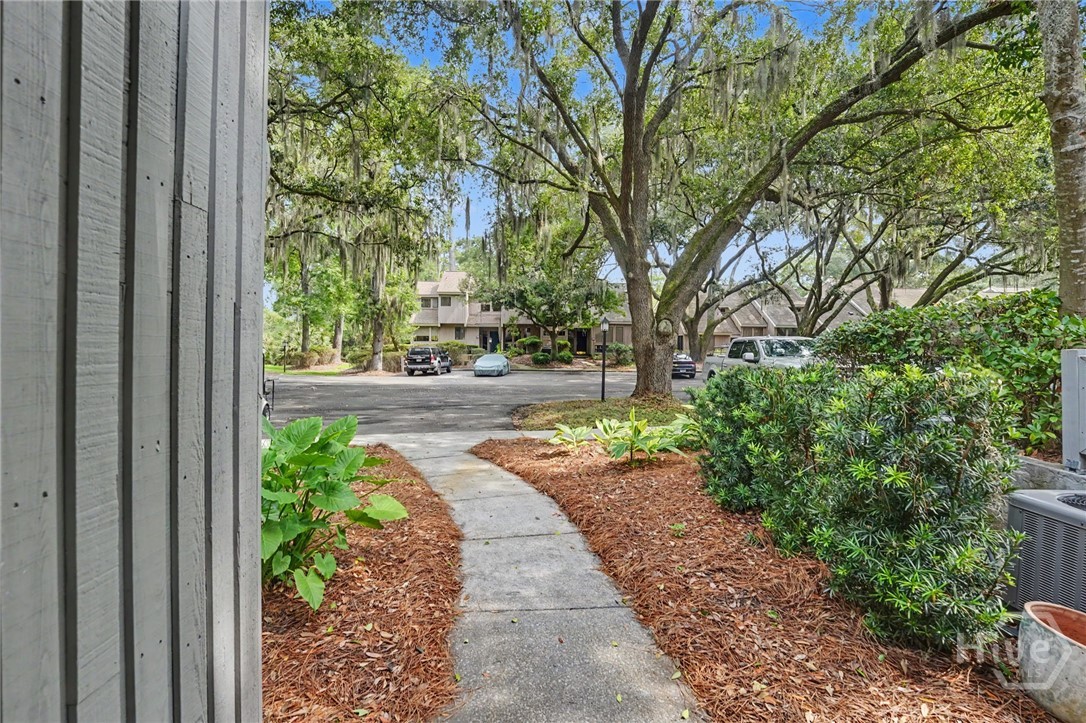 40 Dame Kathryn Drive Property Photo 3