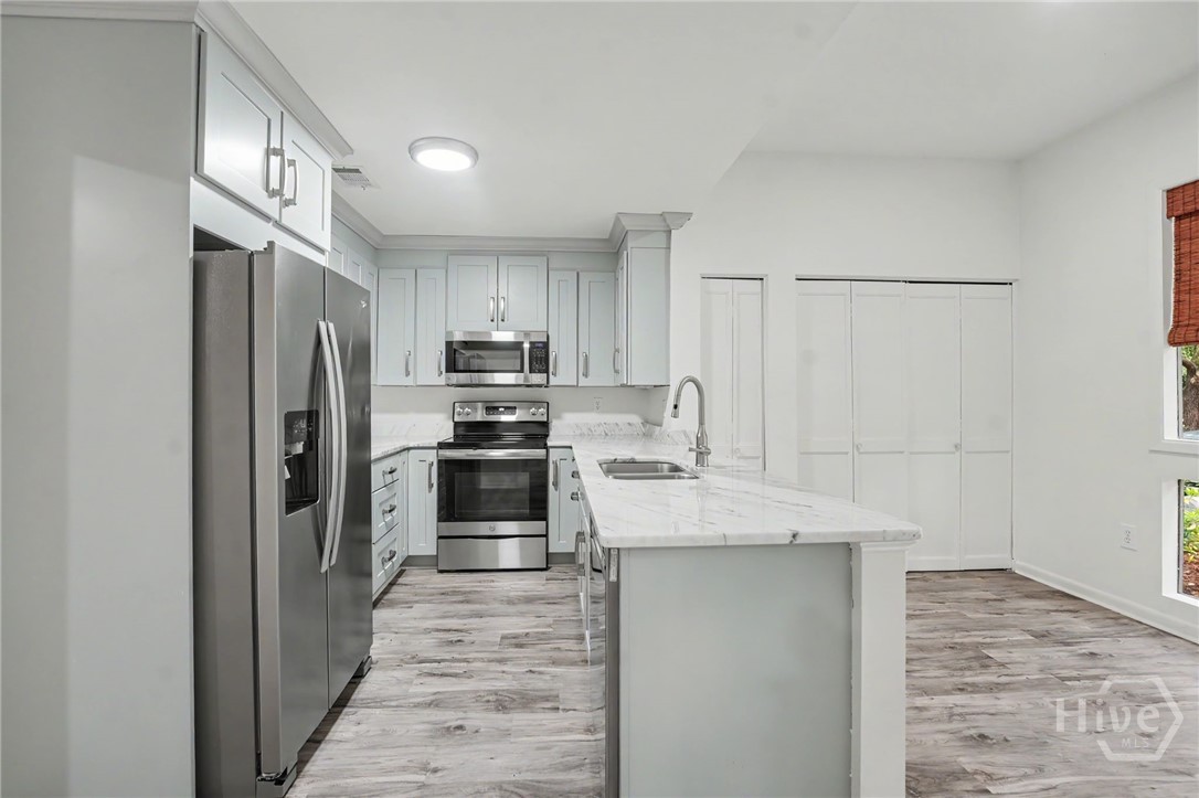 40 Dame Kathryn Drive Property Photo 5