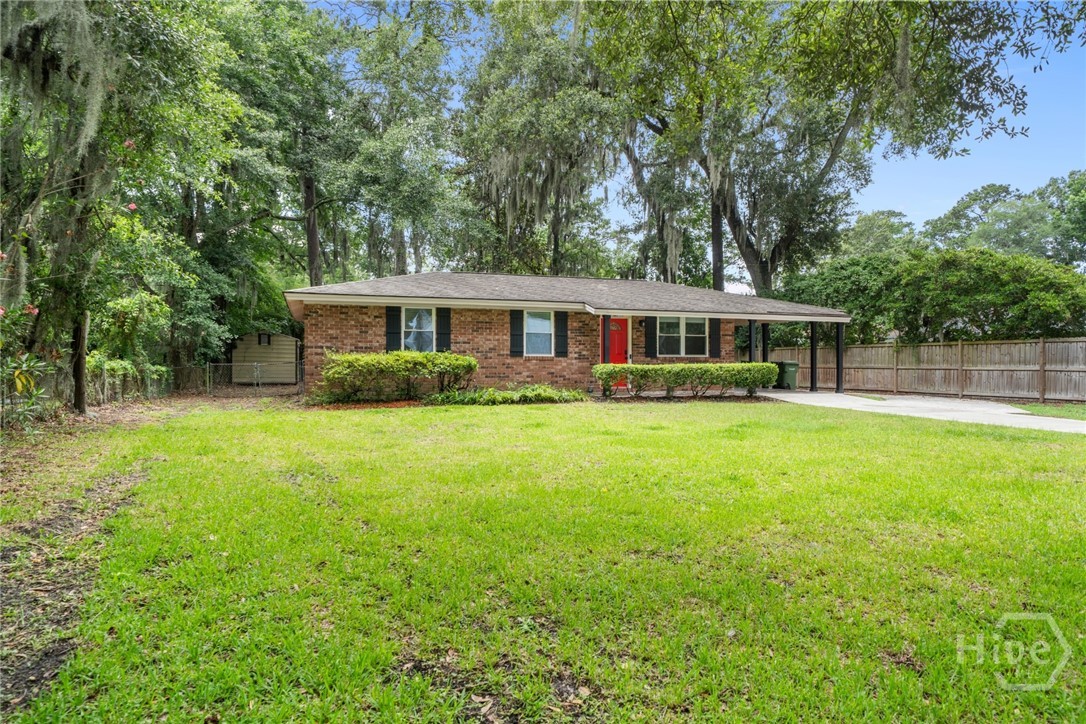 527 Red Oak Drive Property Photo 4