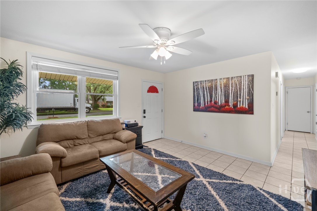 527 Red Oak Drive Property Photo 10