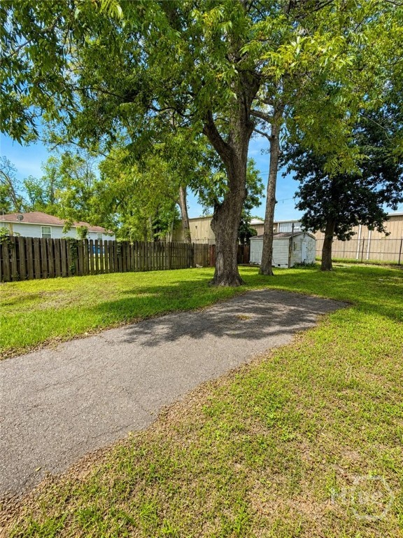 2903 W Bay Street 2 Property Photo 41
