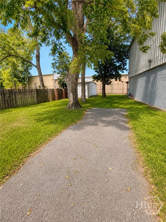 2903 W Bay Street 2 Property Photo 43