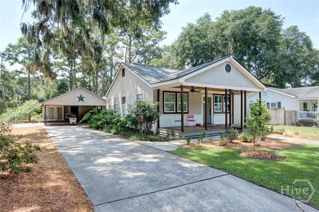 2411 Texas Avenue Property Photo 1