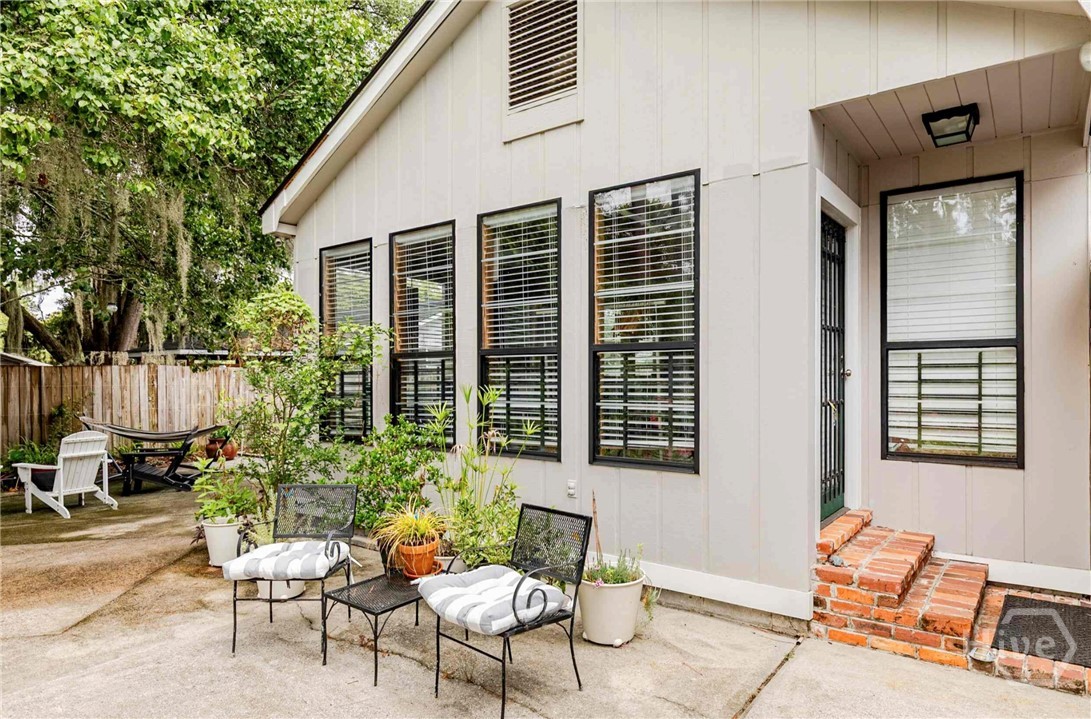 2411 Texas Avenue Property Photo 3