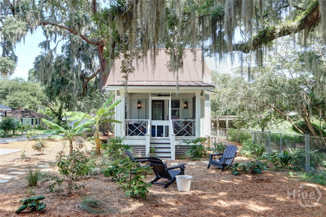 2415 Texas Avenue Property Photo 1