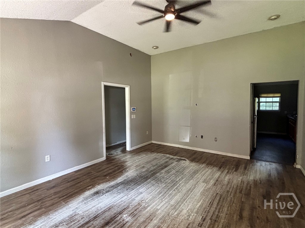 405 Shadowbrook Circle Property Photo 3