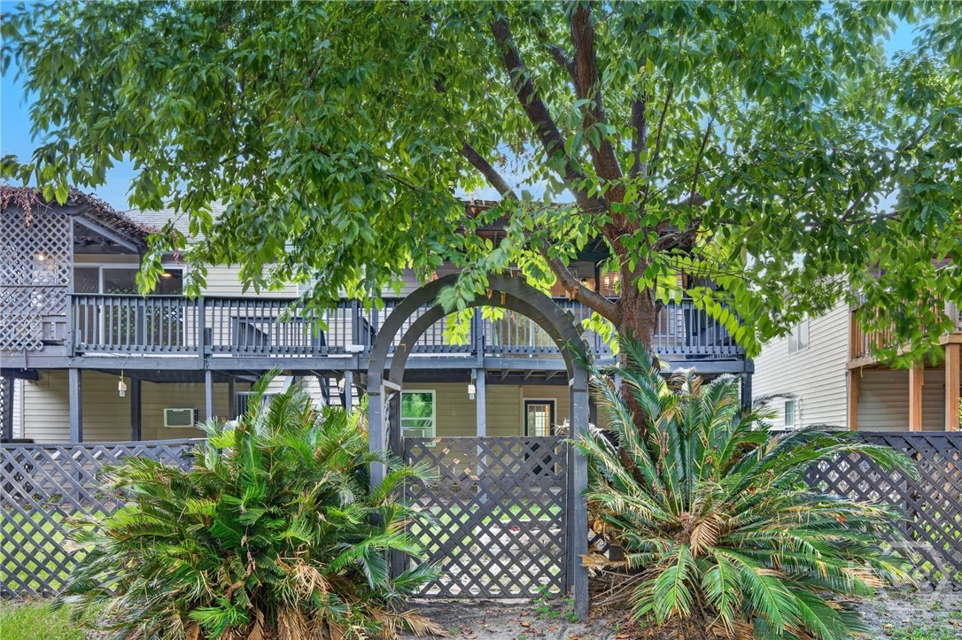 111 Teakwood Drive Property Photo 30