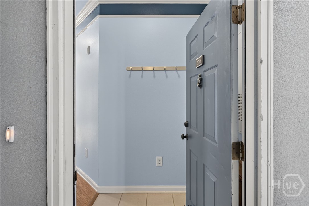 2526 Whitemarsh Way Property Photo 6