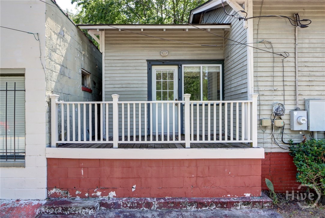 402 E 38th Street Property Photo 23