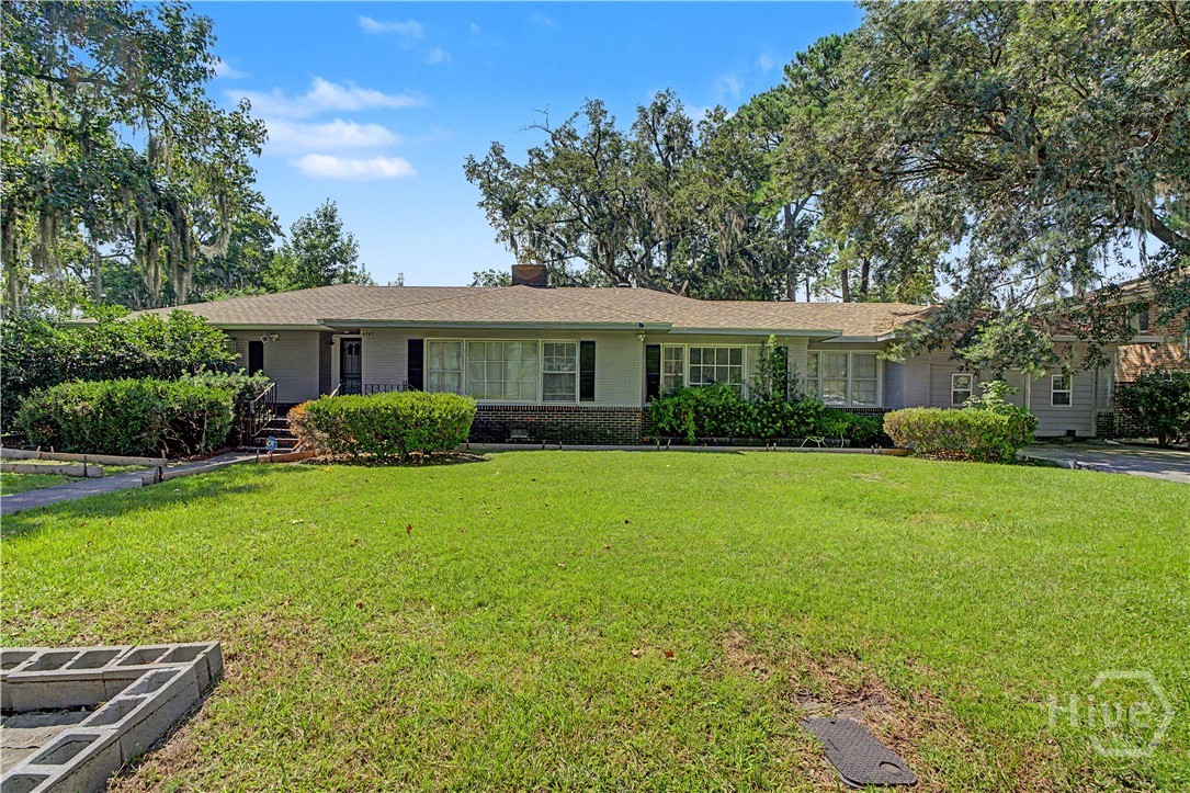 4747 Oakview Drive Property Photo 2