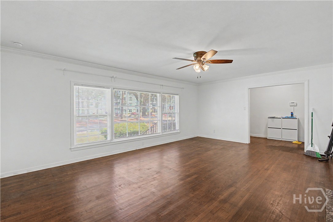 4747 Oakview Drive Property Photo 9