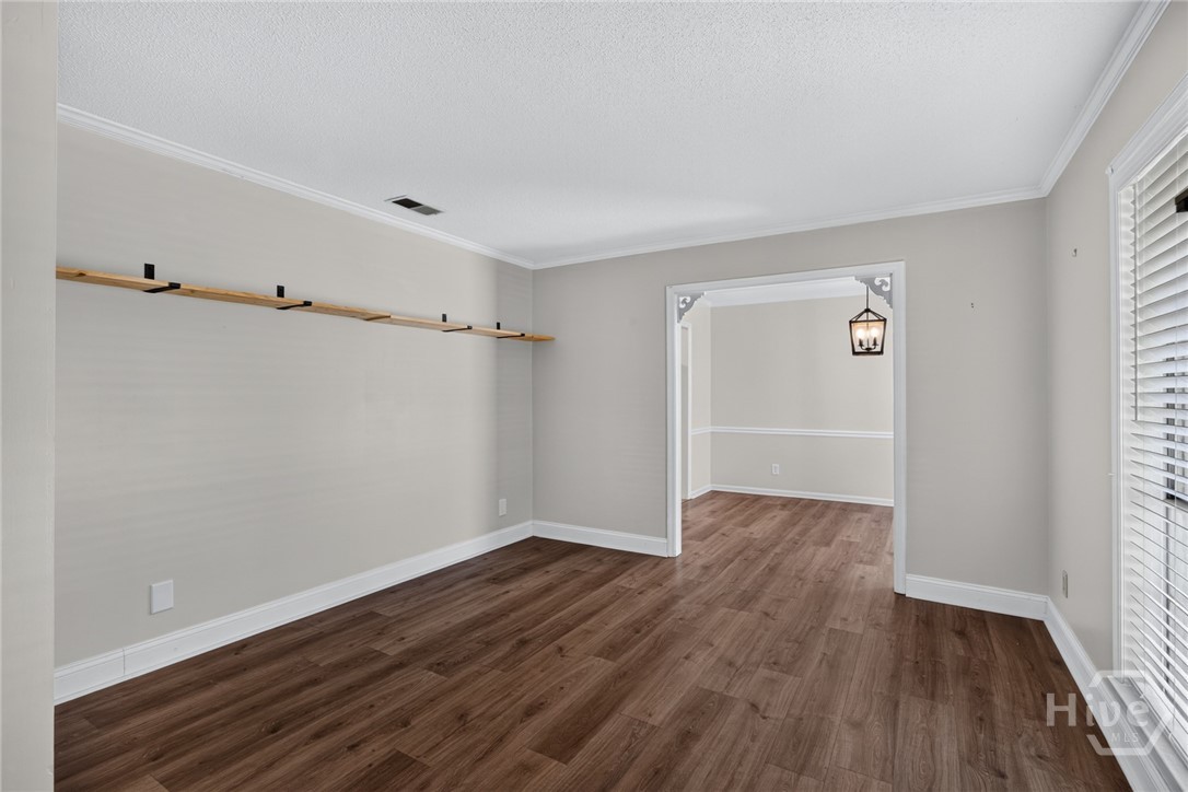 916 Mill Drive Property Photo 4