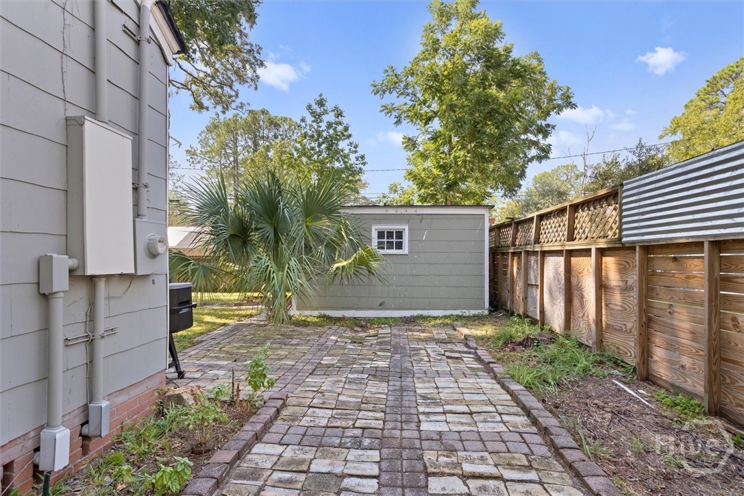 307 Columbus Drive Property Photo 32