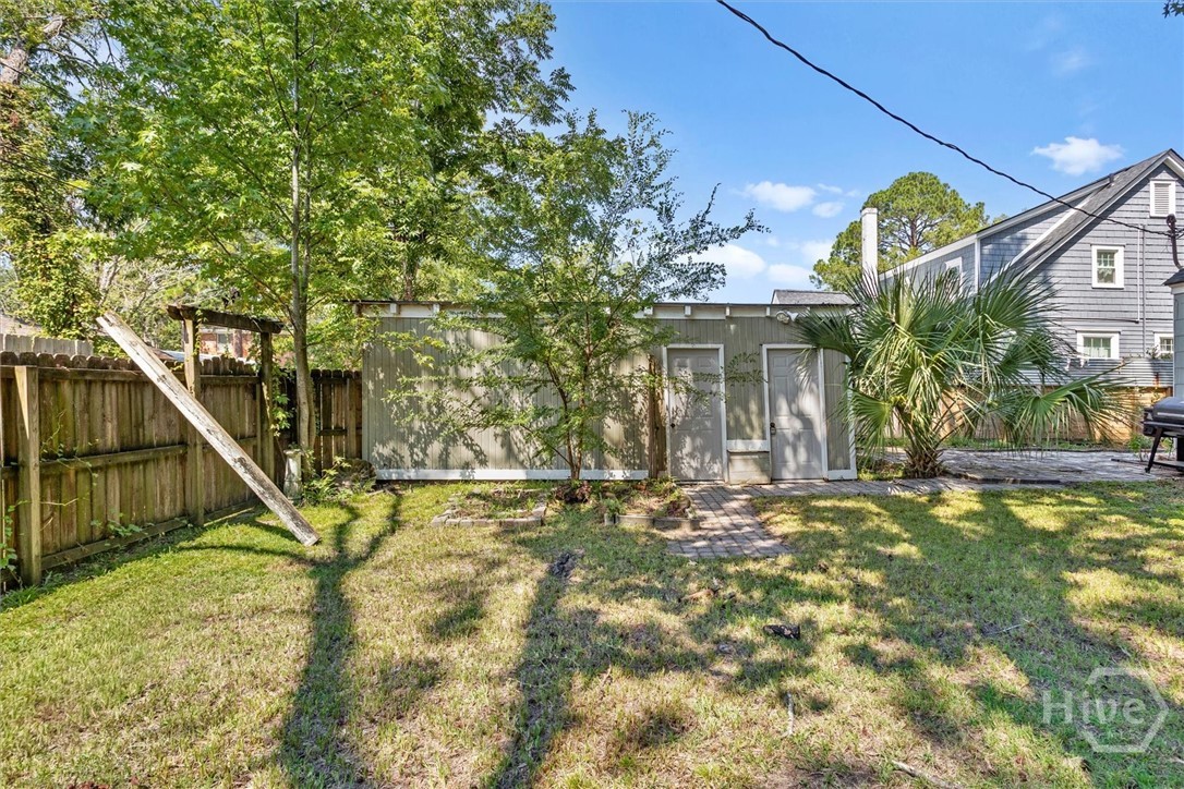 307 Columbus Drive Property Photo 34