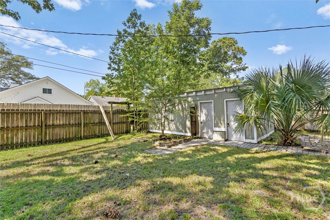 307 Columbus Drive Property Photo 35