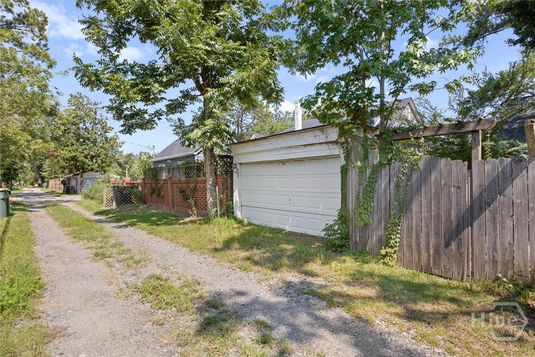 307 Columbus Drive Property Photo 36