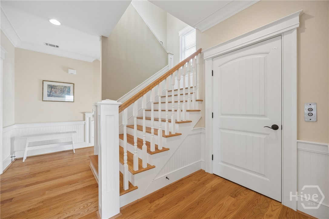 10 8th Street Property Photo 14