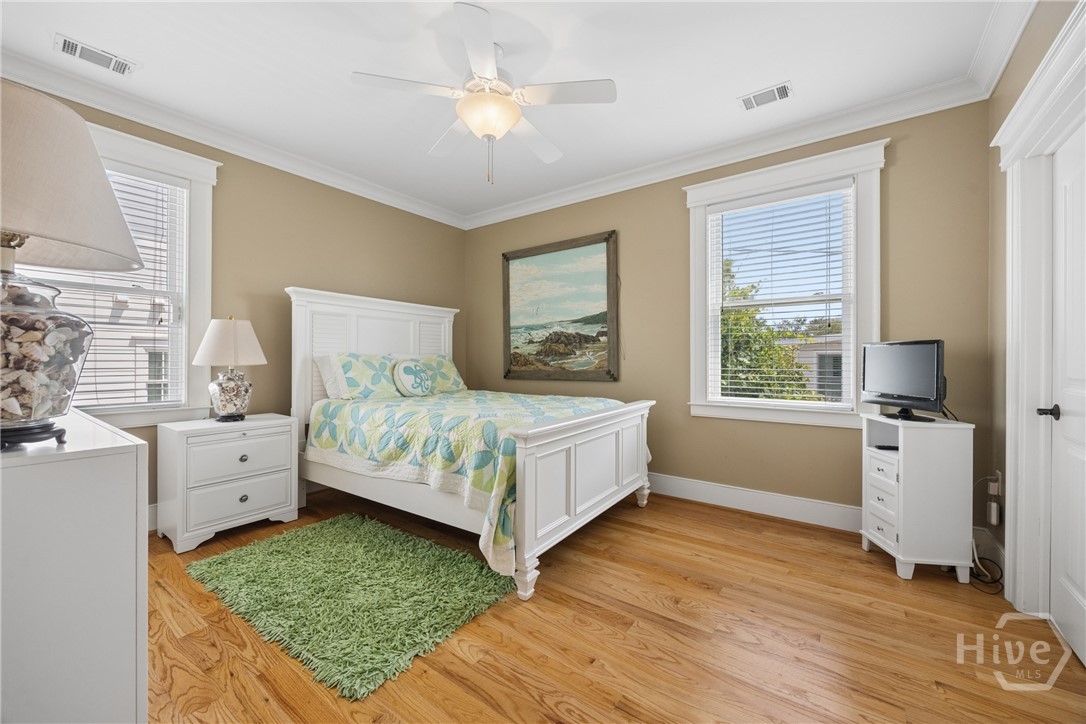 10 8th Street Property Photo 15
