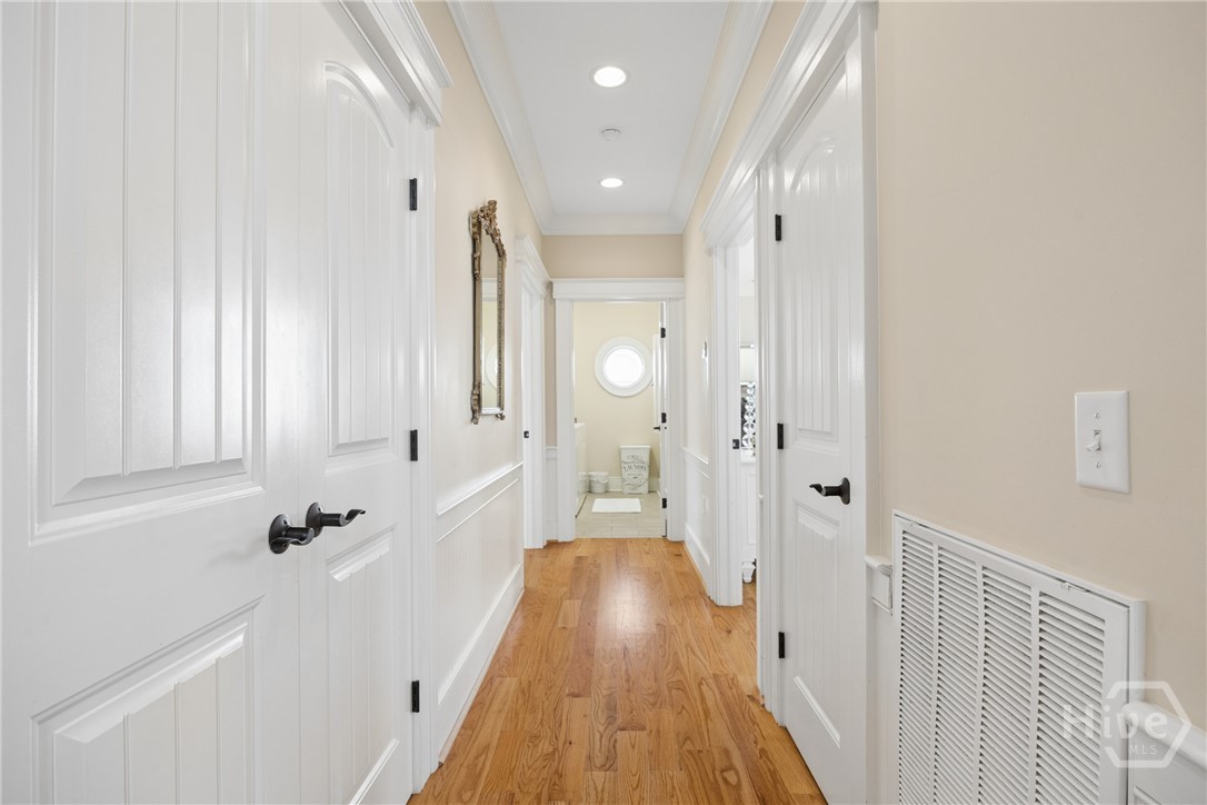 10 8th Street Property Photo 17