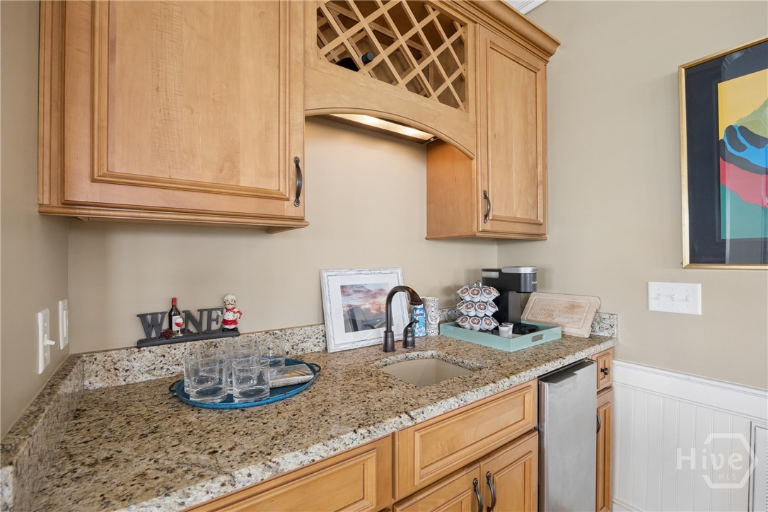 10 8th Street Property Photo 29