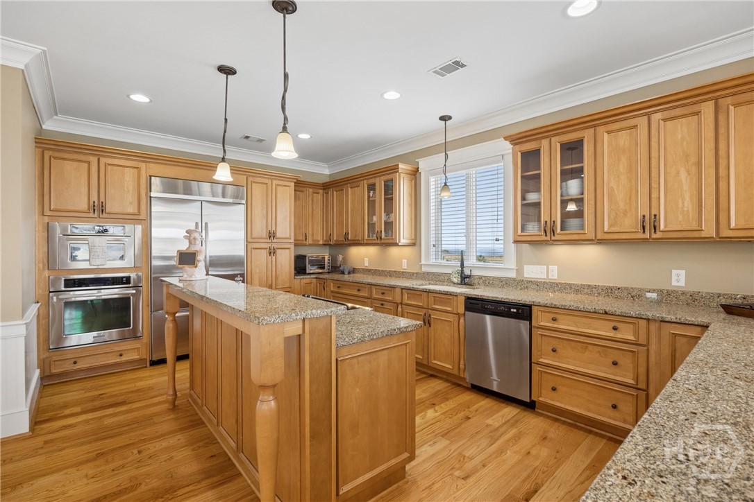10 8th Street Property Photo 33