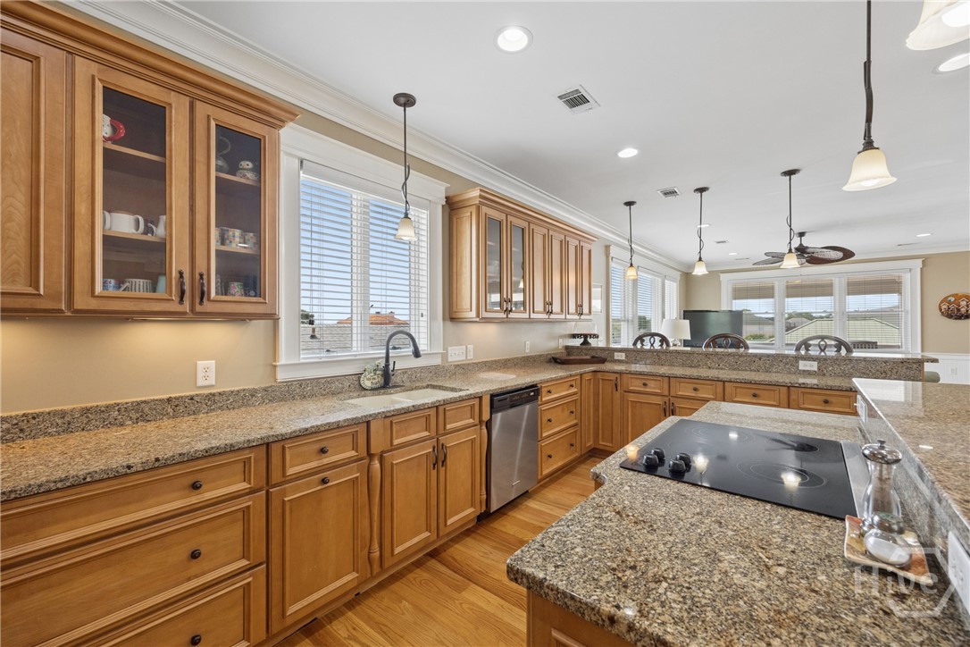 10 8th Street Property Photo 34