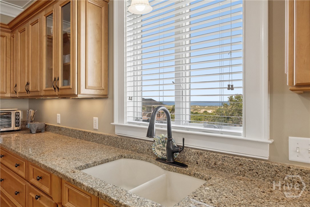 10 8th Street Property Photo 36