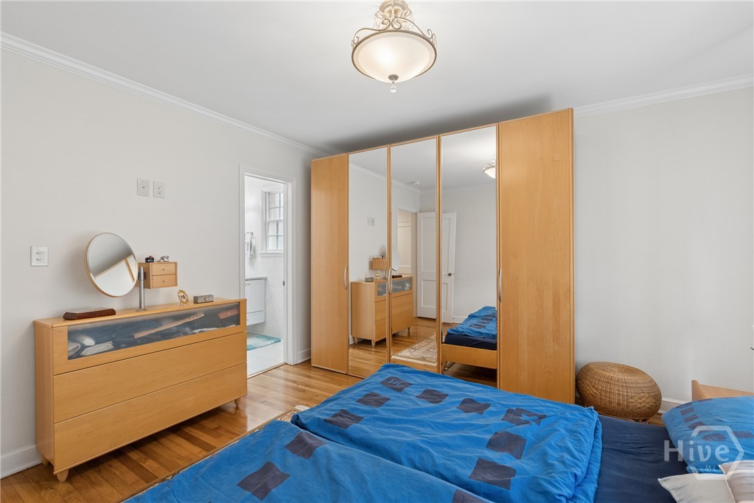 20 E 48th Street Property Photo 16