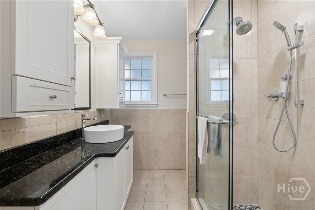 20 E 48th Street Property Photo 18