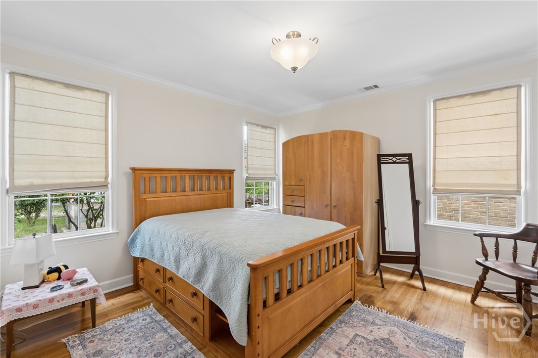 20 E 48th Street Property Photo 19