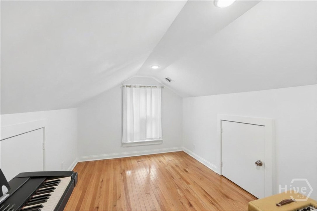 20 E 48th Street Property Photo 23