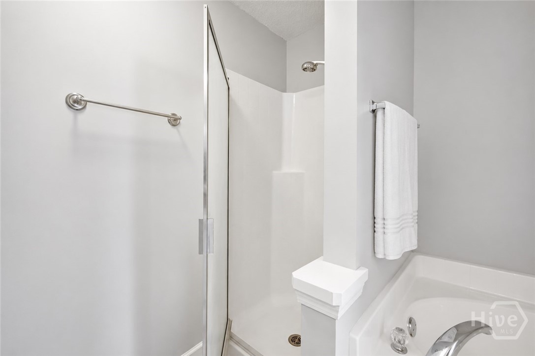 777 King George Boulevard 38 Property Photo 24