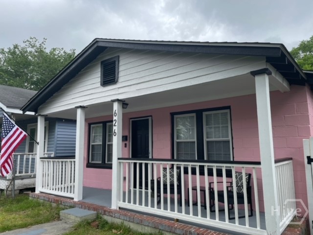 626 E Waldburg Street Property Photo 1