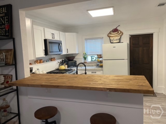 626 E Waldburg Street Property Photo 11