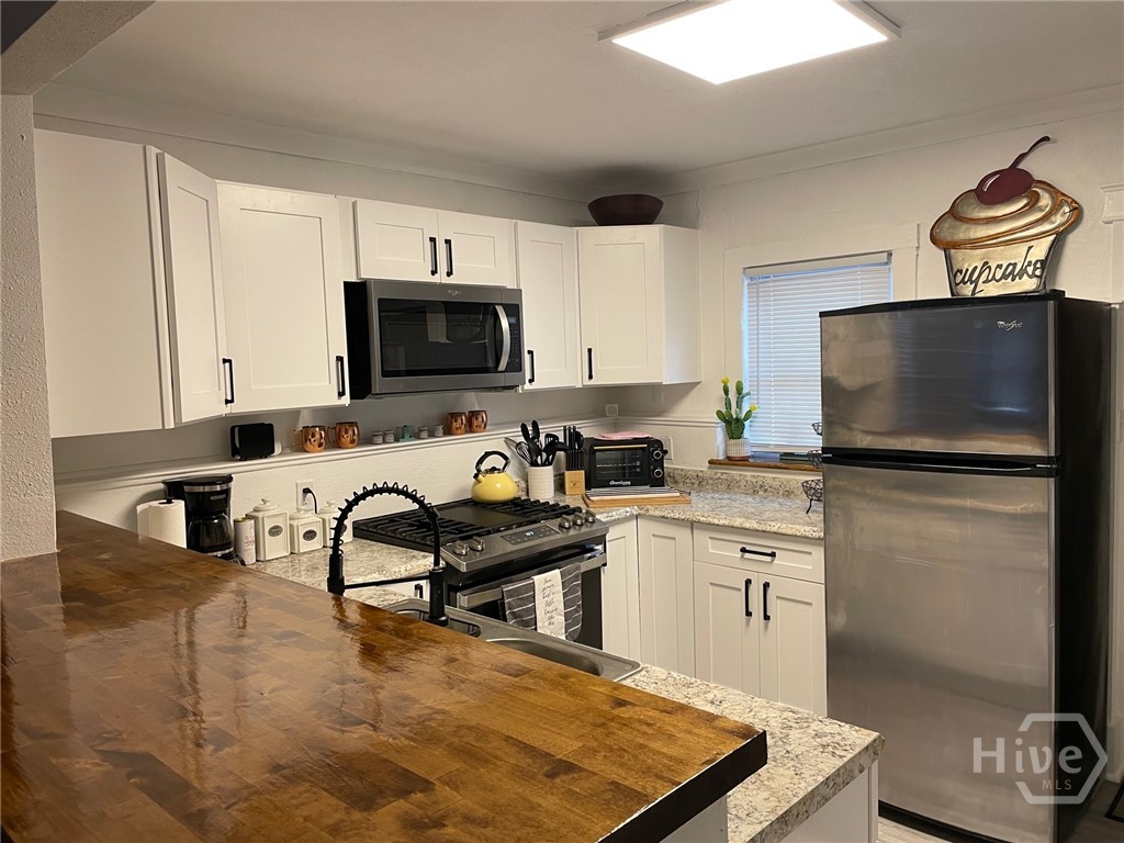 626 E Waldburg Street Property Photo 13