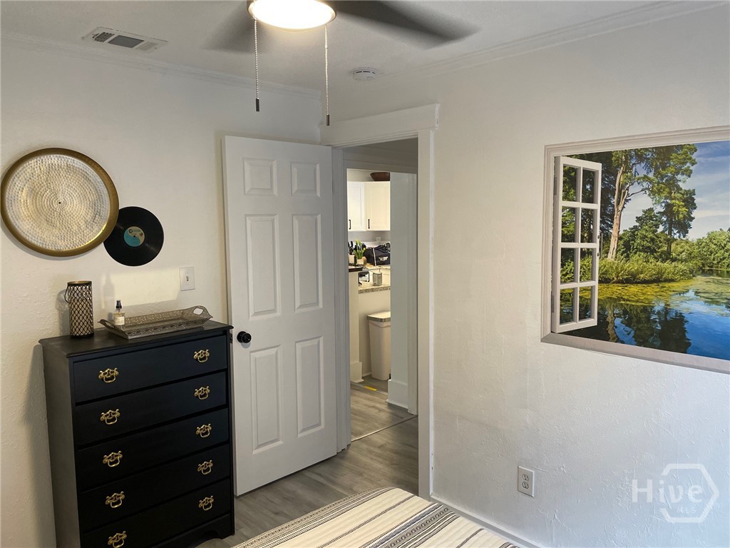 626 E Waldburg Street Property Photo 19